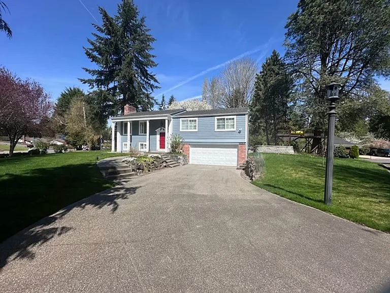 15054 SE Fairwood Blvd — Photo 2