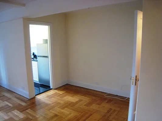 Rented by City Connections Realty | media 2