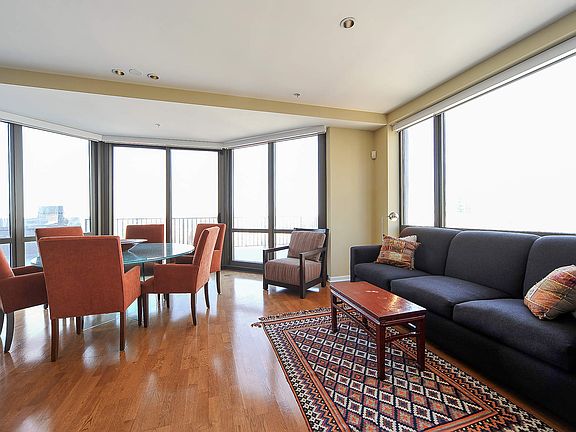 Living Room / Dining Room