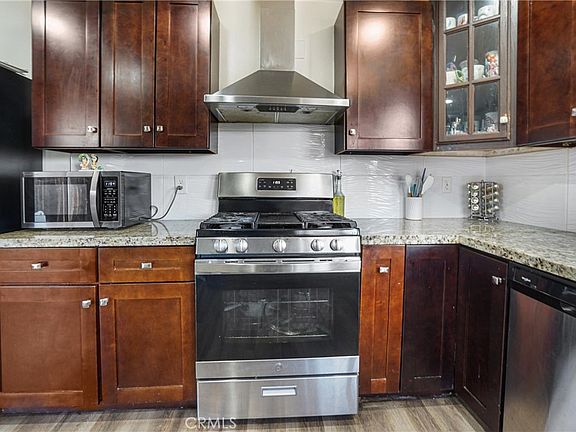 5th image of 40785 Johnston Ave