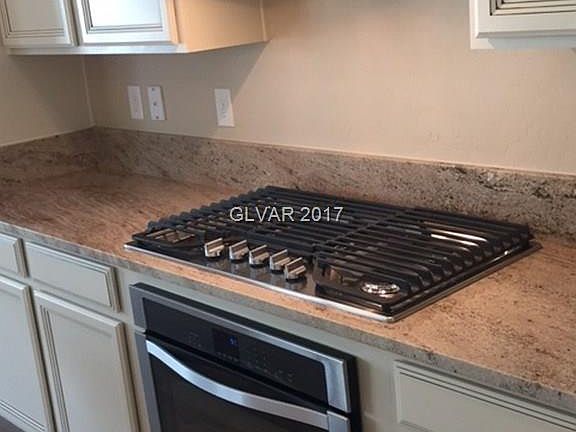 5th image of 12232 Lorenzo Ave