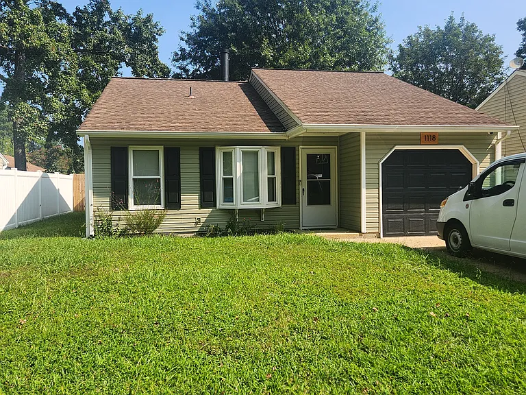 1118 Snowbird Ln — Photo 2