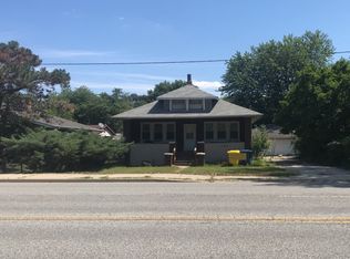 1143 N Broad St, Griffith, IN 46319