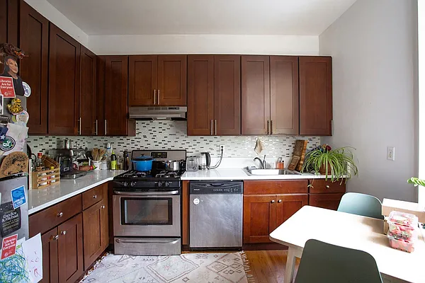 Rented by MNS | media 1