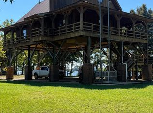 4011 Lake Mary Rd, Woodville, MS 39669