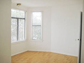 3rd image of 1039 Taraval St #A