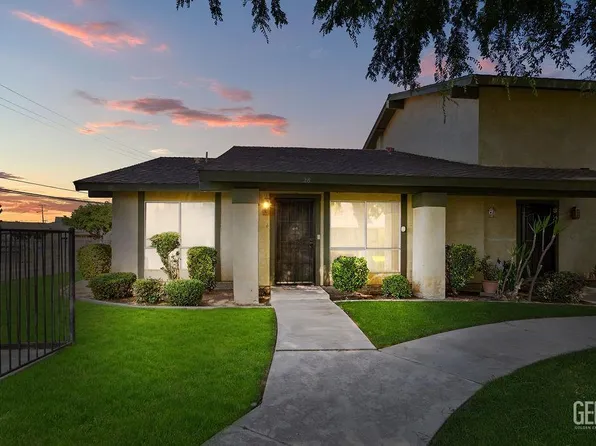 800 Lexington St APT 28, Delano, CA 93215