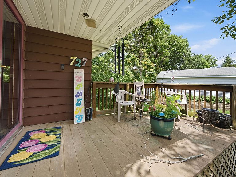 Listing photo 4