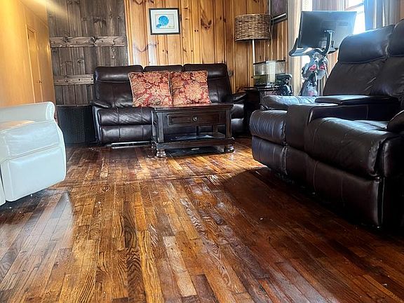 4th image of 110 Brookhaven Dr
