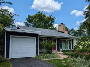 2630 Hillside Ln, Evanston, IL 60201