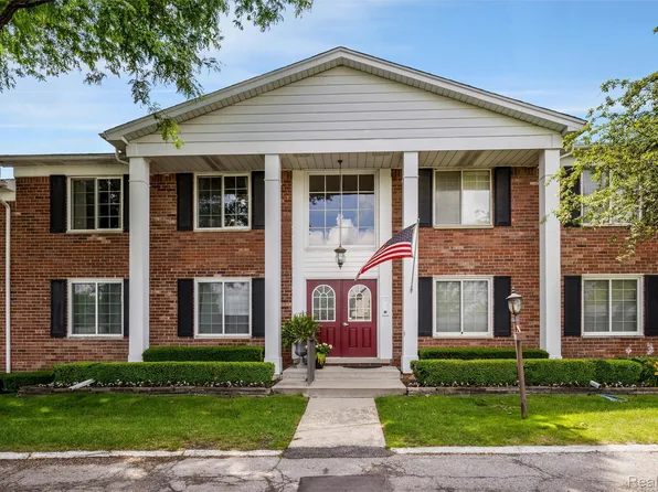 2426 Mulberry Sq APT 55, Bloomfield Hills, MI 48302