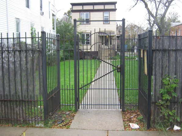 1746 N Kedzie Ave #1, Chicago, IL 60647