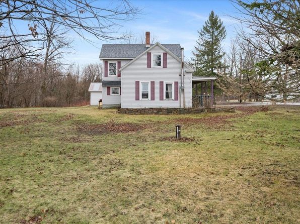 3 McAllister Road, Richford, VT 05476