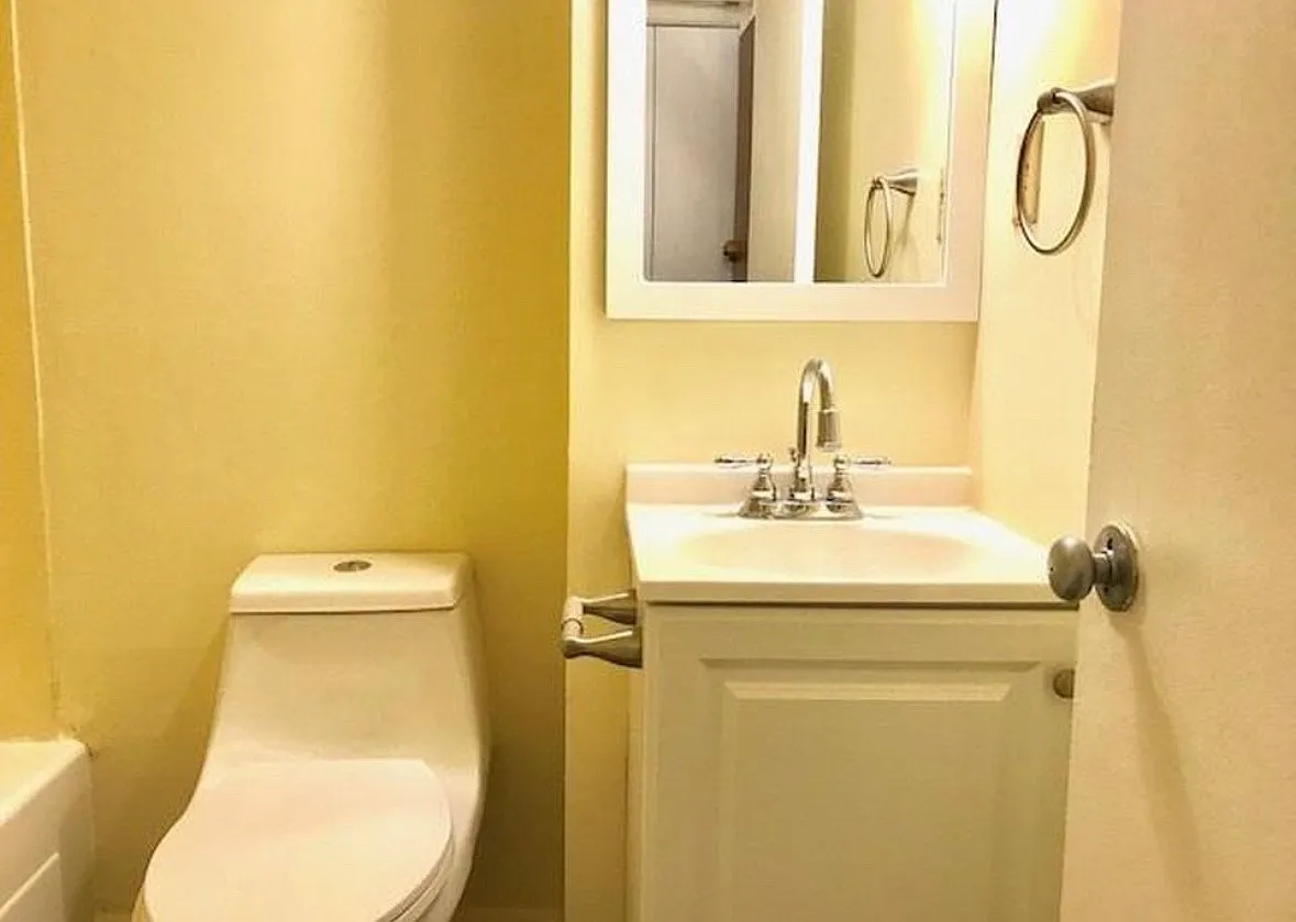 Studio, 351 sqft, $1,699 — Photo 3