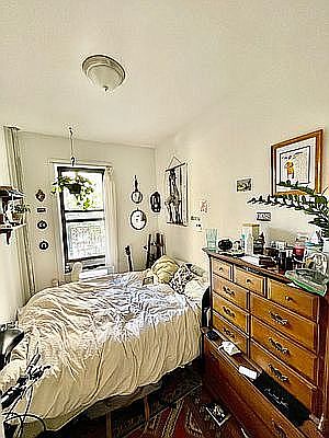 5th image of 200 W 95th St APT 43
