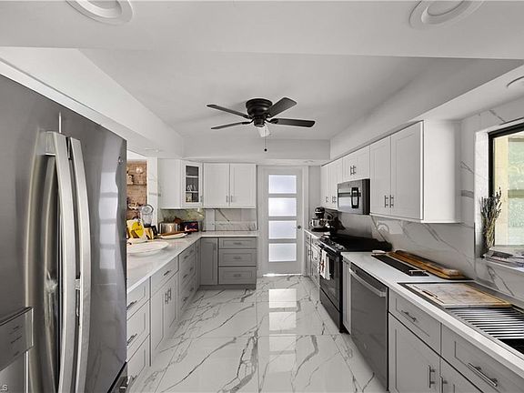 5th image of 1890 Oakes Blvd #Se