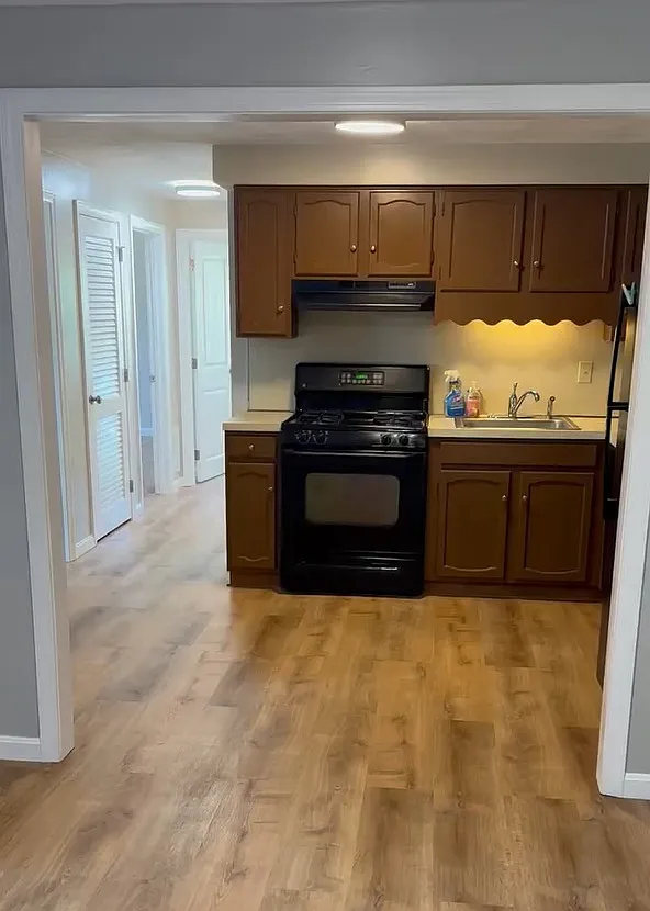 2 bed, 1000 sqft, $2,550 — Photo 2