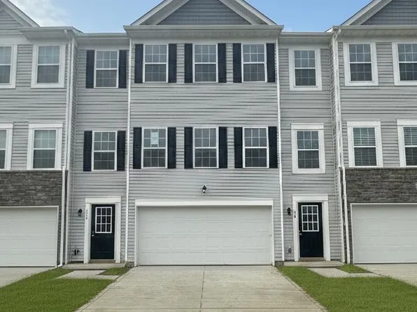 131 Dusky Willow Dr, Etna, OH 43068