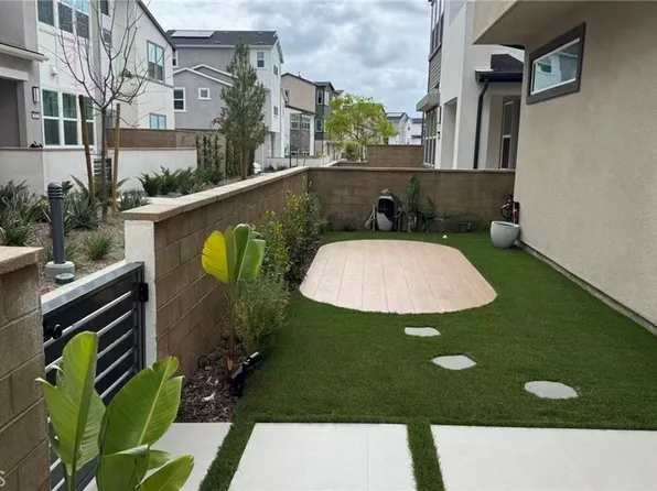 426 Lobata, Irvine, CA 92618