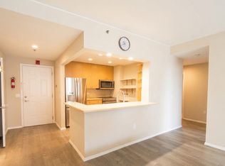2201 City Pl #201, Edgewater, NJ
