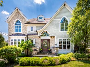 624 Stevens St, Naperville, IL 60540