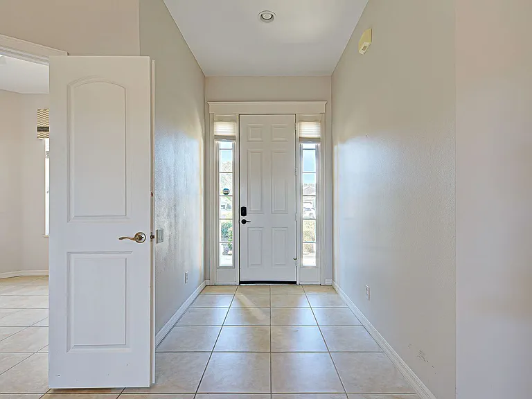 910 Bramley Ct #6 — Photo 9
