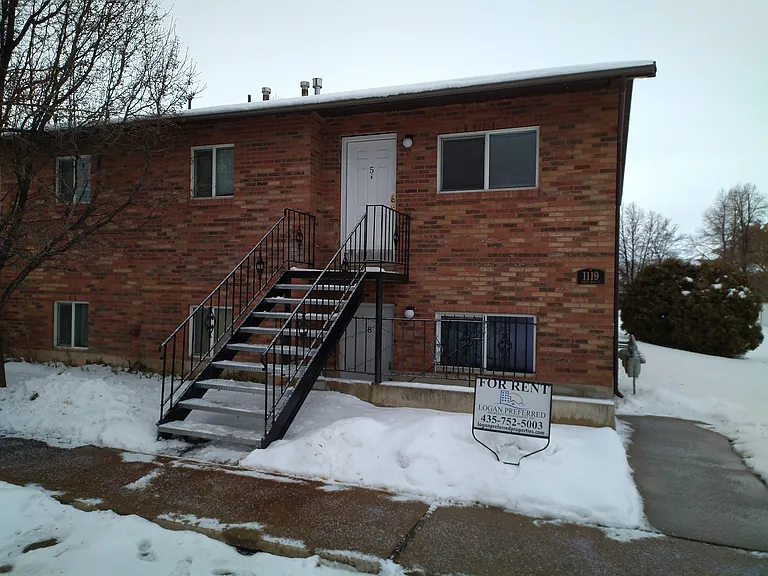 1119 N Main St #5 — Photo 1