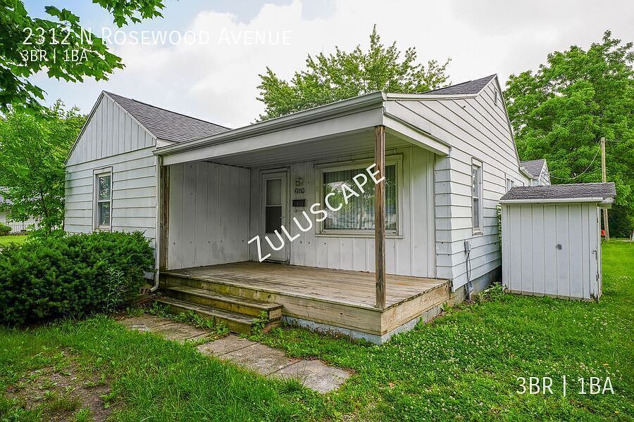 1st image of 2312 N Rosewood Ave
