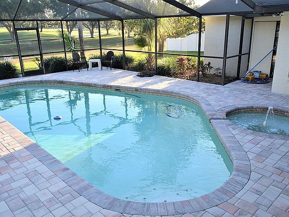 4th image of 2408 Arborwood Dr