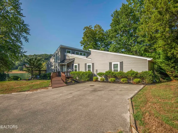 2255 Peninsula Dr, Jefferson City, TN 37760