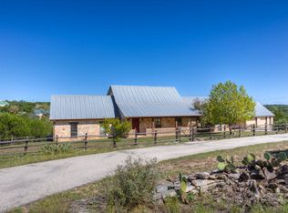 177 Oak Aly, Kerrville, TX 78028