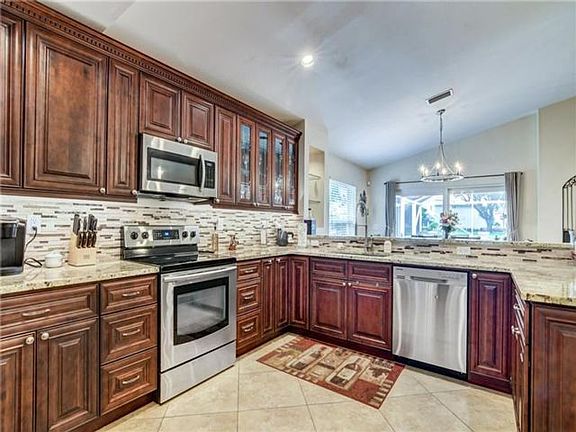 4th image of 6021 Aquamarine Way
