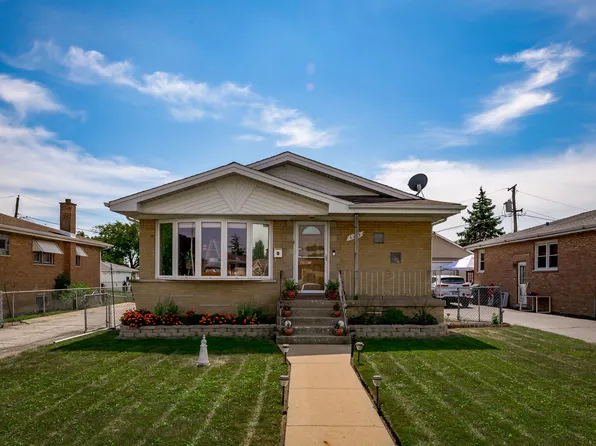 6113 W 80th Pl, Burbank, IL 60459