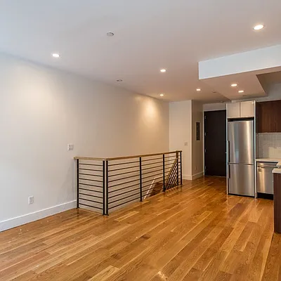 Rented by Nooklyn NYC LLC | media 34
