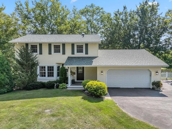 S5450 Gasper Drive, Baraboo, WI 53913