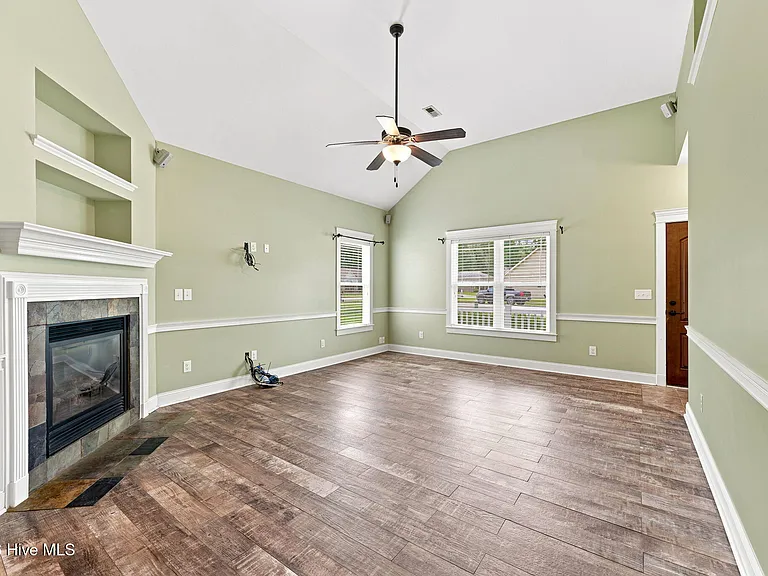 210 Station House Rd — Photo 4