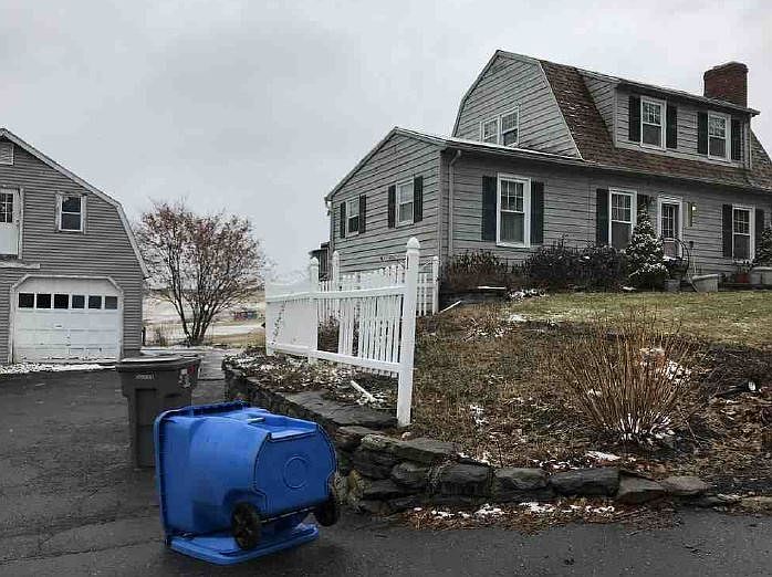 355 Hill St, Bristol, CT 06010 Zillow