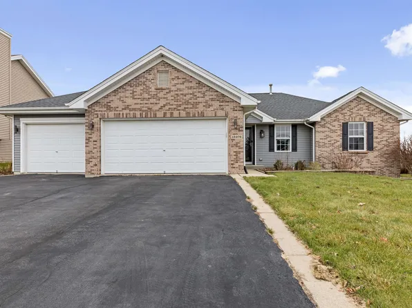 12376 Meadow Dr, Winnebago, IL 61088
