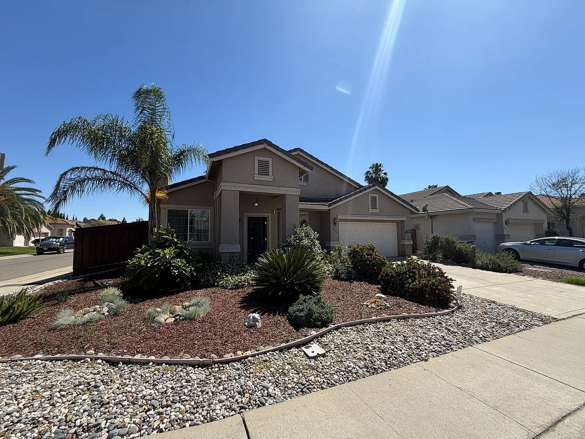 Building Photo - 9680 Harvest View Way