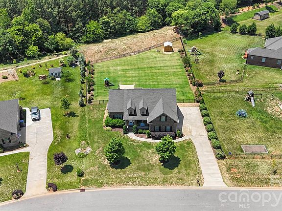 5th image of 5286 Ivy Spring Ln