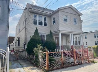 8861 76th St, Woodhaven, NY 11421
