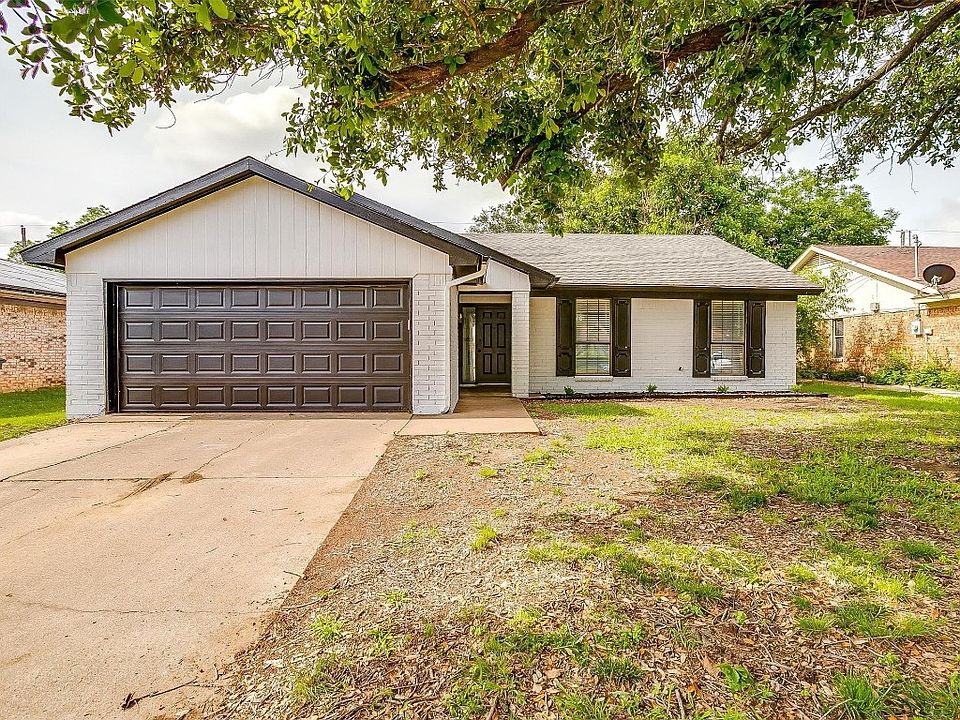 1st image of 2817 Amber Dr S