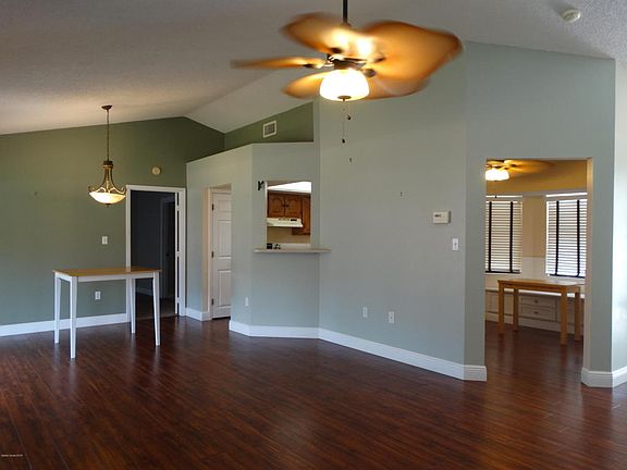 5th image of 395 Island Oaks Pl