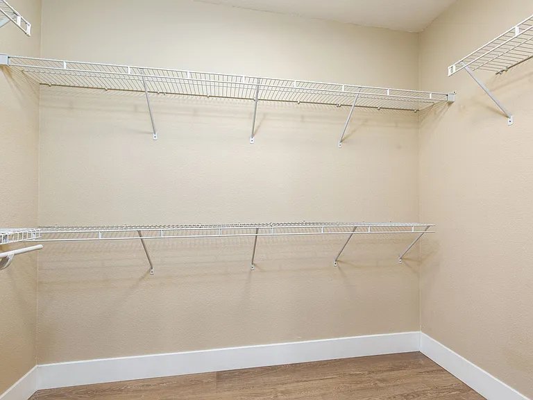 8723 Evan Lilas St — Photo 23
