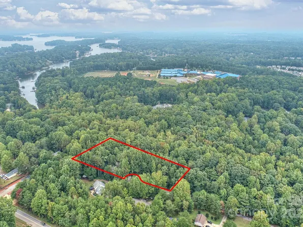 105 Ridgebrook Dr, Mooresville, NC 28117