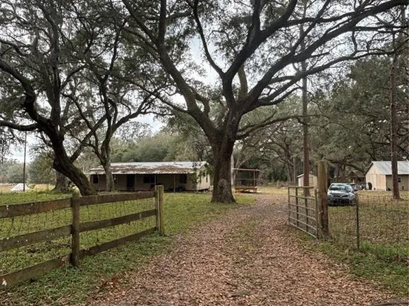 10574 SW 26th Way, Webster, FL 33597