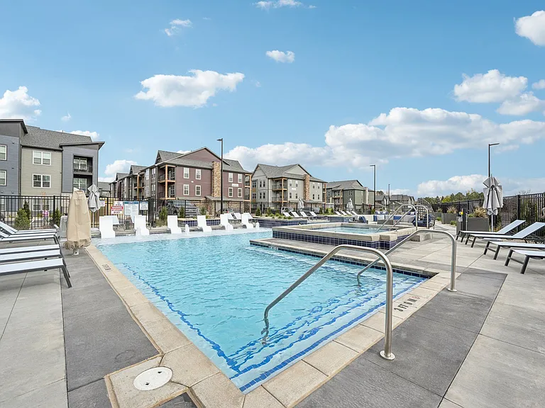 The Quarry Luxury Apartments — Photo 44