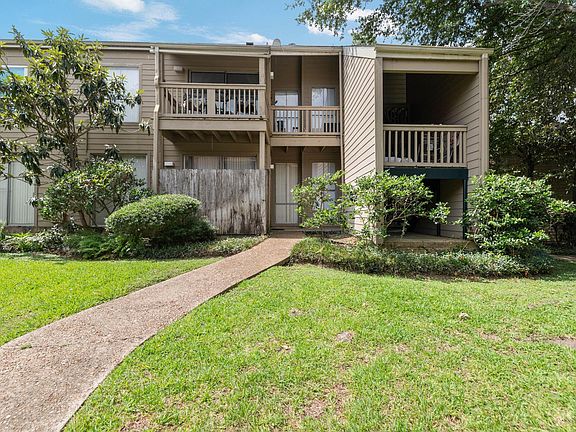 2nd image of 2100 Tanglewilde St APT 321