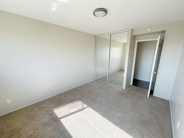 2020 Building — Photo 58