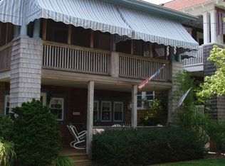 834 Saint Charles Pl, Ocean City, NJ 08226